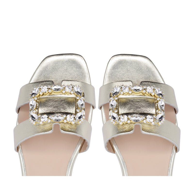 Capri flat sandal in gold laminate