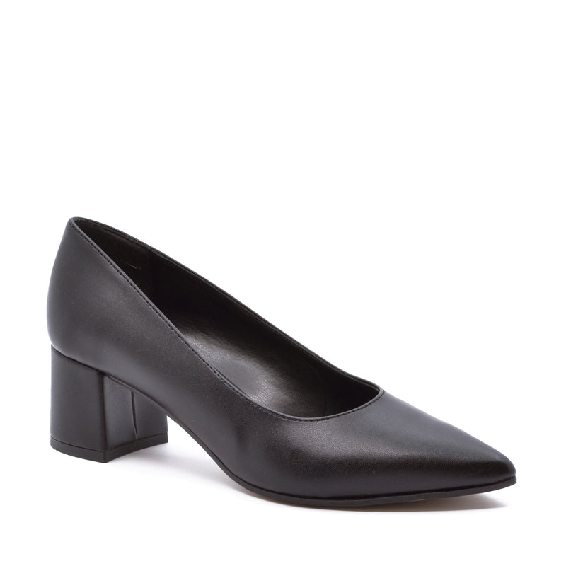 Anto Black Pumps