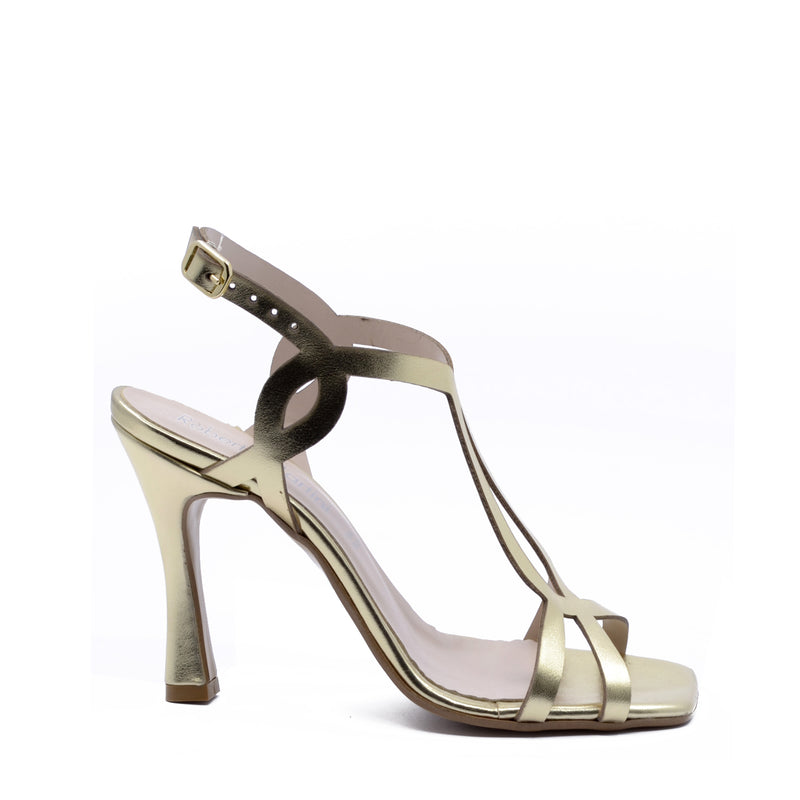 Miry sandal with platinum laminated strap