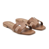 Paris leather flat sandal