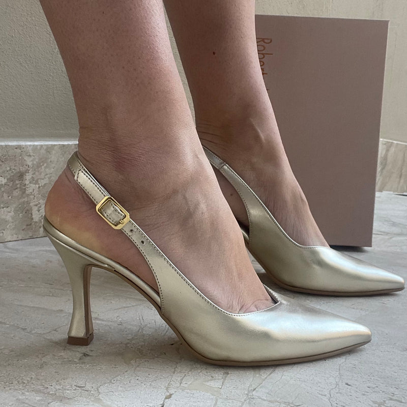 Eva pump with platinum strap